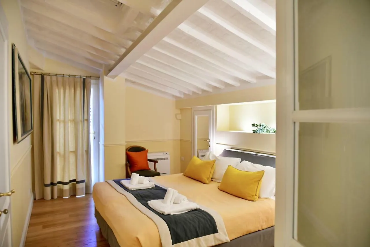 La Croce D'Oro Santa Croce Suite Apartments Florence Italy