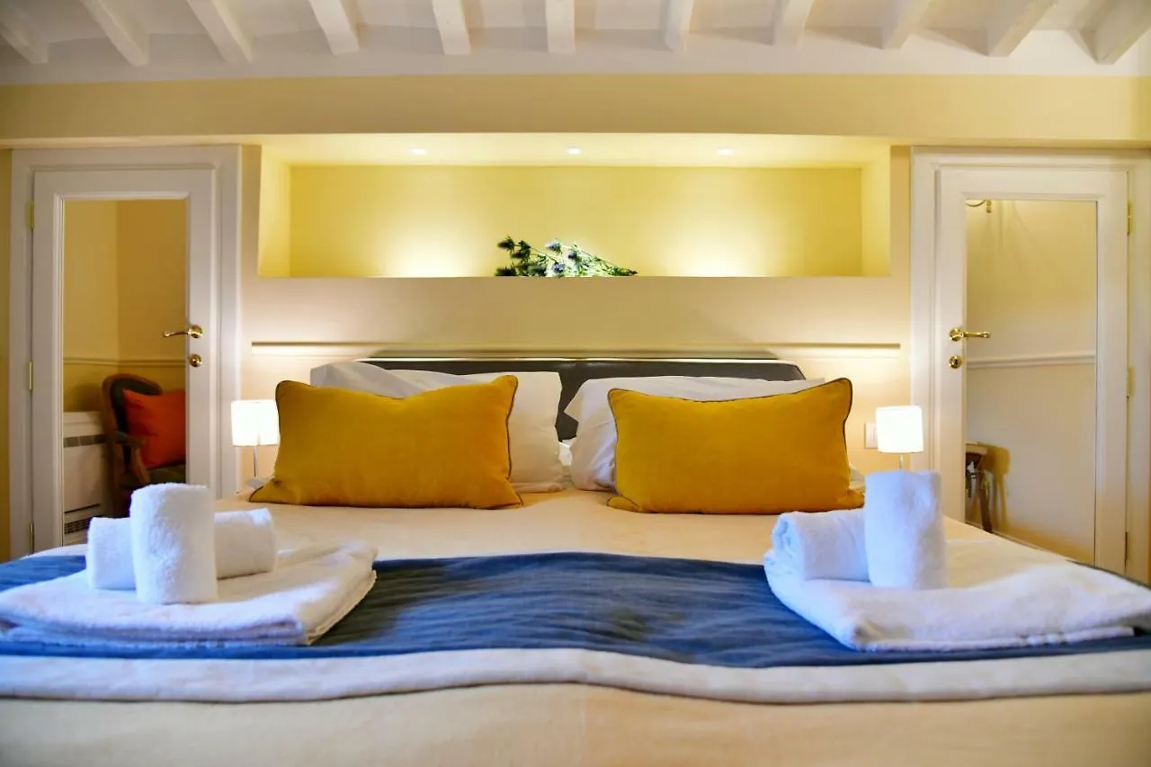 La Croce D'Oro Santa Croce Suite Apartments Florence 0*,